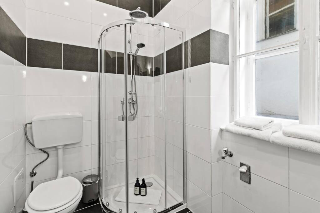 Apartament Next To Mariahilferstrasse I Bars, Cafe I Fast Wifi
